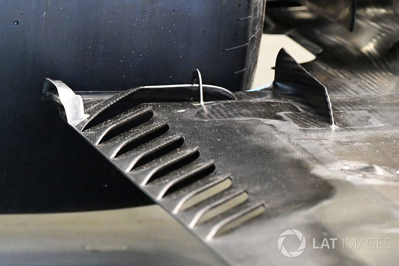Mercedes-AMG F1 W09 EQ Power rear floor detail