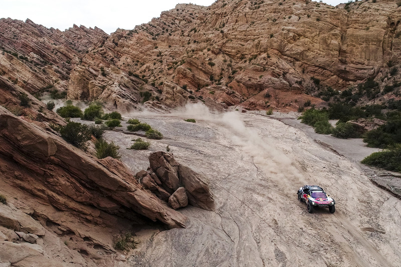 #303 Peugeot Sport Peugeot 3008 DKR: Carlos Sainz, Lucas Cruz