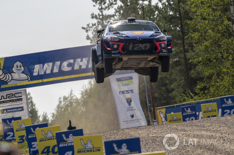 Thierry Neuville, Nicolas Gilsoul, Hyundai i20 WRC, Hyundai Motorsport