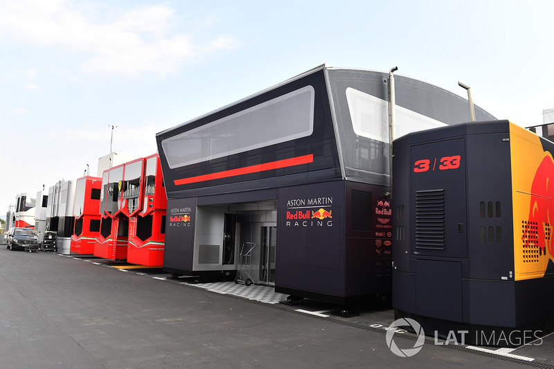 Red Bull Racing trucks