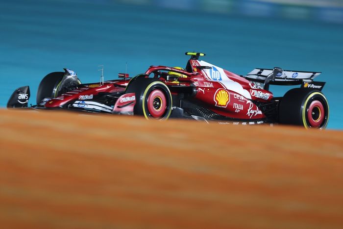 Lewis Hamilton, Ferrari