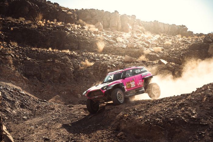 #248 X-Raid Mini JCW Mini: Maria Gameiro, Rosa Romero