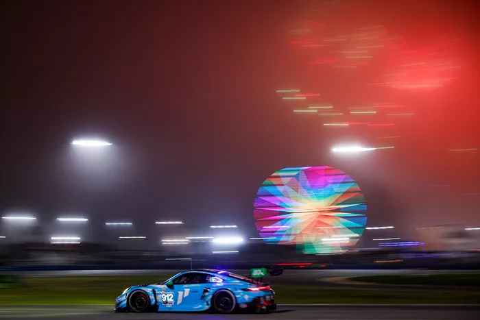 #912 Manthey 1St Phorm Porsche 911: Ryan Hardwick, Richard Lietz, Morris Schuring, Riccardo Pera