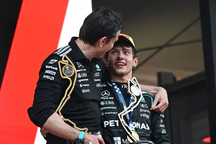 Andrea Kimi Antonelli, Mercedes, Toto Wolff, Mercedes