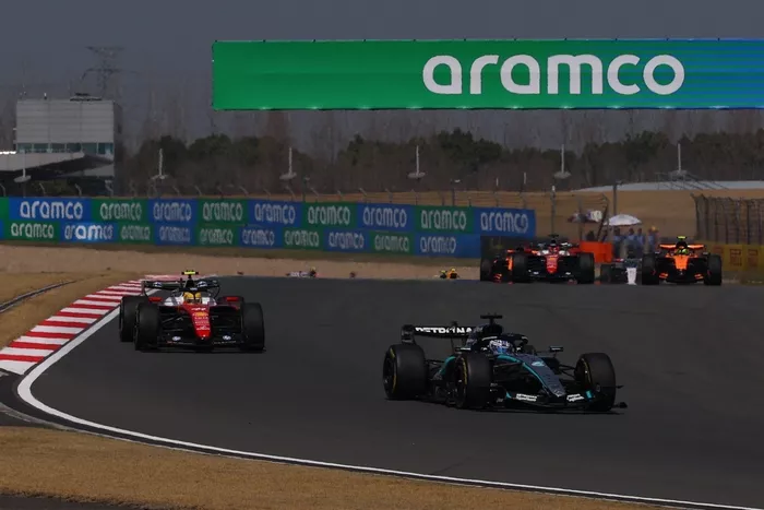 Lewis Hamilton, Ferrari, George Russell, Mercedes