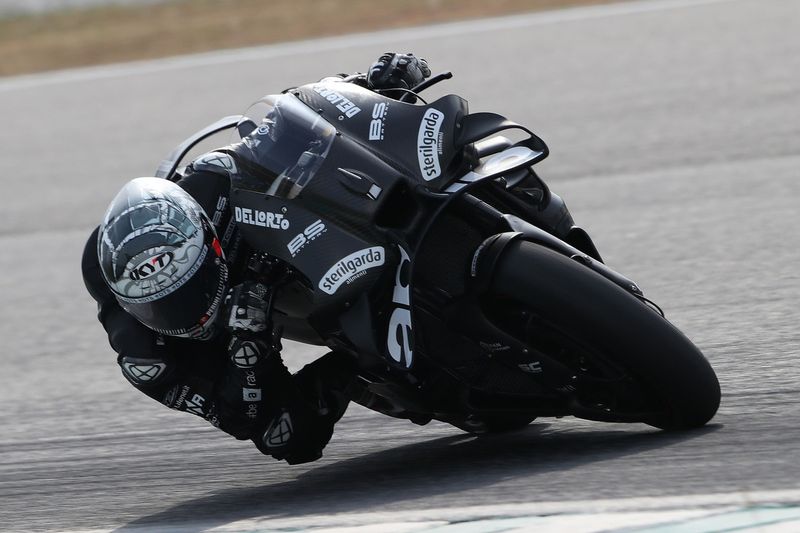 Lorenzo Savadori, Aprilia Racing