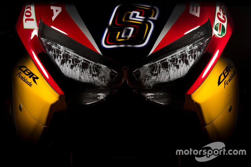 Moto de Stefan Bradl, Honda World Superbike Team