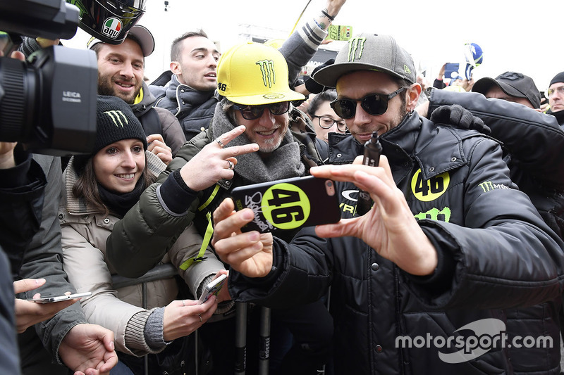 Valentino Rossi with fans