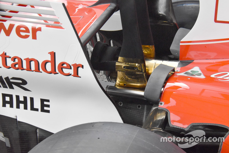 Ferrari SF70H, monkey seat