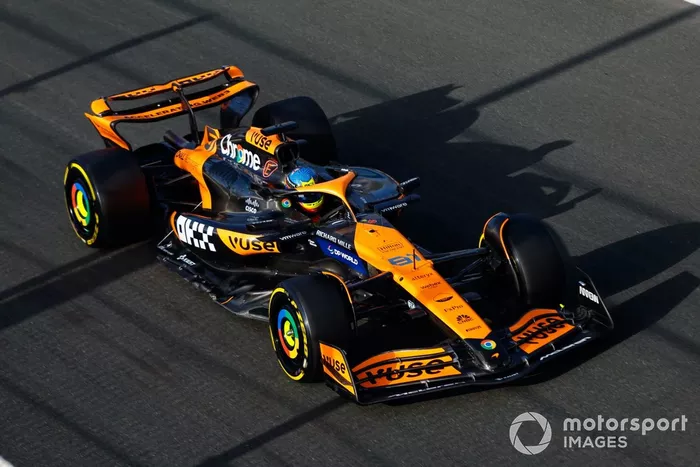 Oscar Piastri, McLaren MCL38