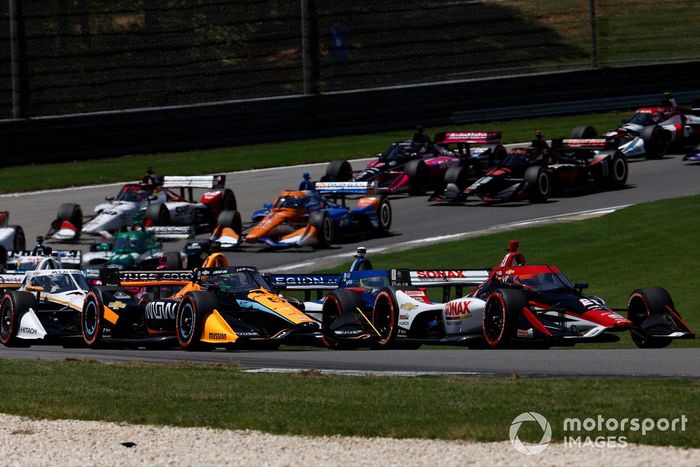 Arrancada: Patricio O'Ward, Arrow McLaren SP Chevrolet, Rinus VeeKay, Ed Carpenter Racing Chevrolet, Scott McLaughlin, Team Penske Chevrolet, Alex Palou, Chip Ganassi Racing Honda, Felix Rosenqvist, Arrow McLaren SP Chevrolet, Alexander Rossi, Andretti Autosport Honda