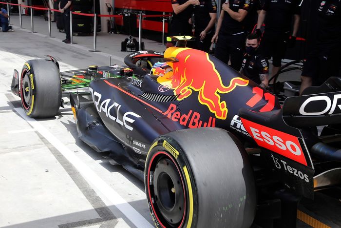 Red Bull Racing RB18 detalle de los pontones