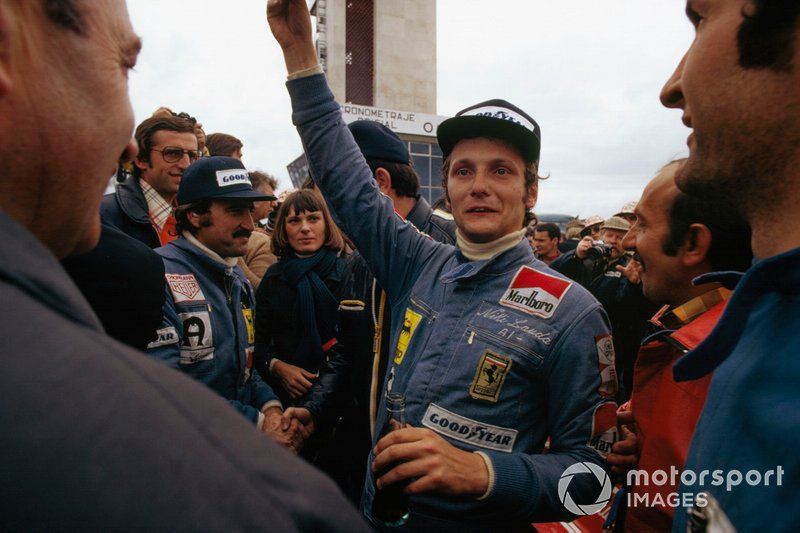 Niki Lauda y Clay Regazzoni, Ferrari celebra