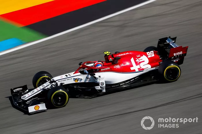 11 - Antonio Giovinazzi, Alfa Romeo Racing C38 - 1'12.786