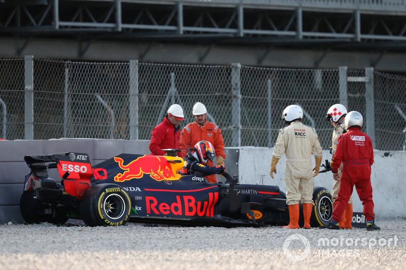 П'єр Гаслі, Red Bull Racing RB15, потрапив у аварію