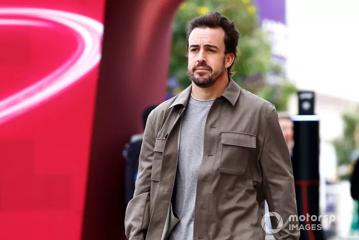 Fernando Alonso, Aston Martin F1 Team