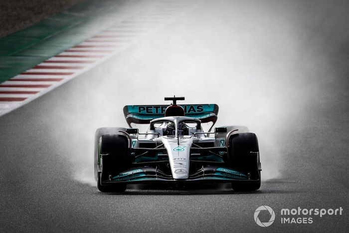 Lewis Hamilton, Mercedes W13