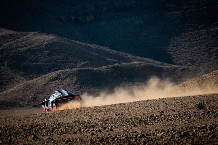 #200 Team Audi Sport Audi: Stéphane Peterhansel, Edouard Boulanger