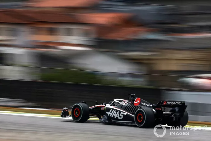 Kevin Magnussen, Haas VF-23