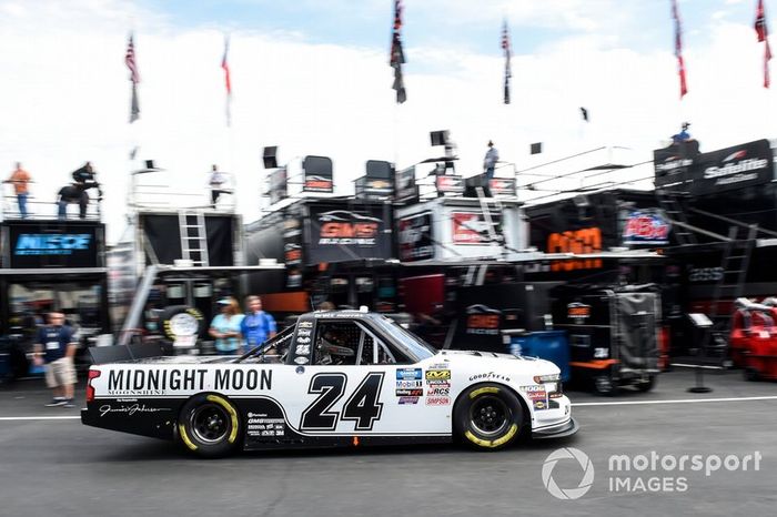  Brett Moffitt, GMS Racing, Chevrolet Silverado Junior Johnson Midnight Moon Moonshine