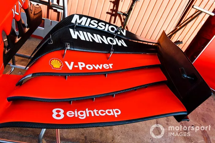Ala anteriore della Ferrari SF90 