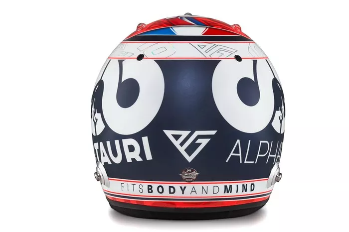 Casco de Pierre Gasly, AlphaTauri