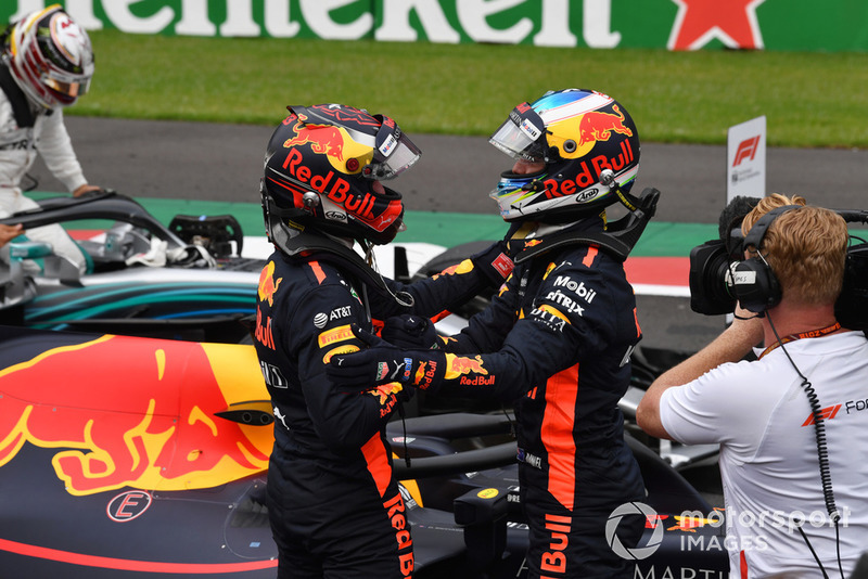 Daniel Ricciardo, Red Bull Racing e Max Verstappen, Red Bull Racing festeggiano nel parco chiuso Published No 20649509 Daniel Ricciardo, Red Bull Racing e Max Verstappen, Red Bull Racing festeggiano nel parco chiuso
