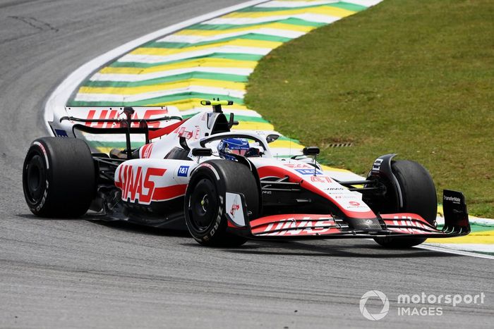 Mick Schumacher, Haas VF-22