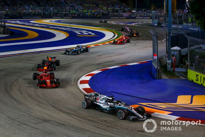 Lewis Hamilton, Mercedes-AMG F1 W09 