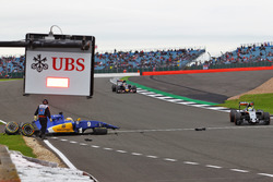 Marcus Ericsson, Sauber C35 crash