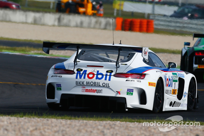 #1 AMG - Team Zakspeed Mercedes-AMG GT3: Luca Ludwig, Sebastian Asch