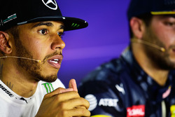 Льюїс Хемілтон, Mercedes AMG F1 на прес-конференції FIA