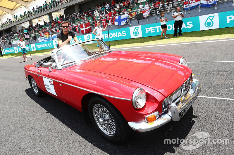 Jolyon Palmer, Renault Sport F1 Team en el desfile de pilotos