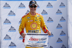 Polesitter Joey Logano, Team Penske, Ford