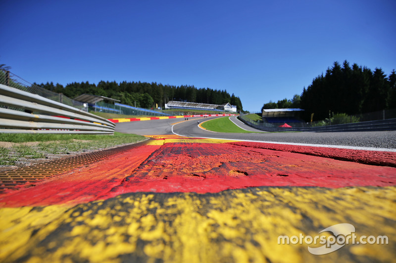 Eau Rouge