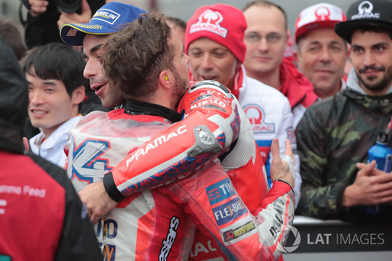 Racewinnaar Andrea Dovizioso, Ducati Team, derde plaats Danilo Petrucci, Pramac Racing