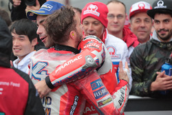 Le vainqueur Andrea Dovizioso, Ducati Team, le troisième, Danilo Petrucci, Pramac Racing
