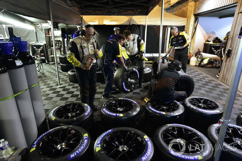 #63 Corvette Racing Chevrolet Corvette C7.R: Jan Magnussen, Antonio Garcia, Mike Rockenfeller, #64 Corvette Racing Chevrolet Corvette C7.R: Oliver Gavin, Tommy Milner, Marcel Fassler, Michelin tires