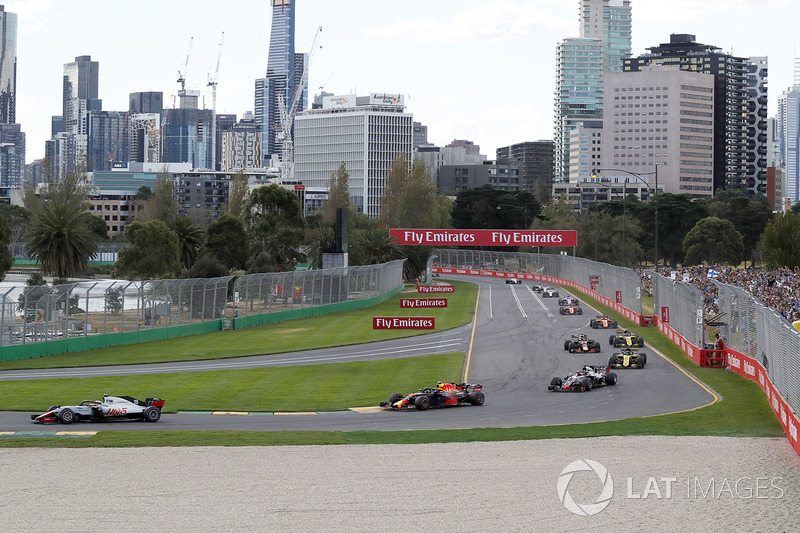 Aksi balapan GP Australia 2018