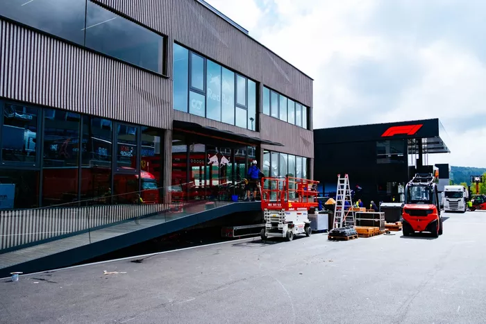 Red Bull Racing motorhome voorbereiding
