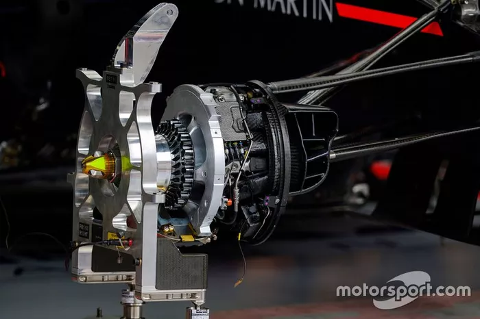 Detalle del freno delantero Red Bull Racing RB15