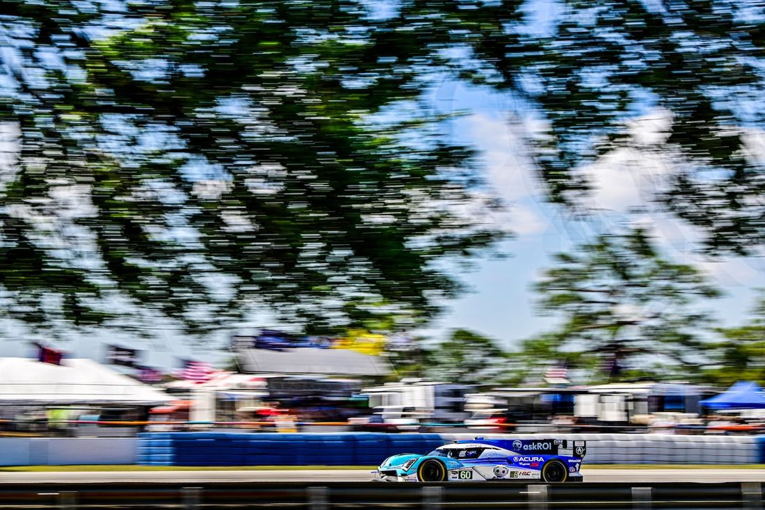 #60 Acura Meyer Shank Racing w/Curb Agajanian Acura ARX-06: Tom Blomqvist, Colin Braun, Scott Dixon