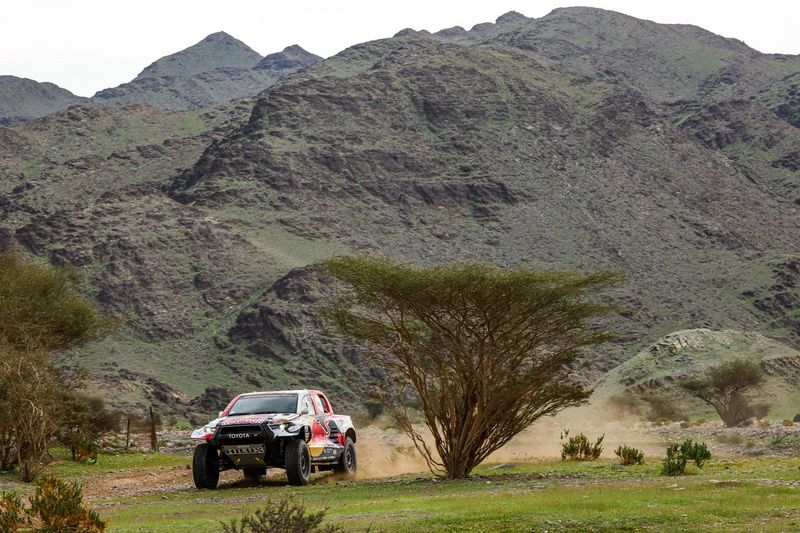 #200 Toyota Gazoo Racing Toyota: Nasser Al-Attiyah, Mathieu Baumel