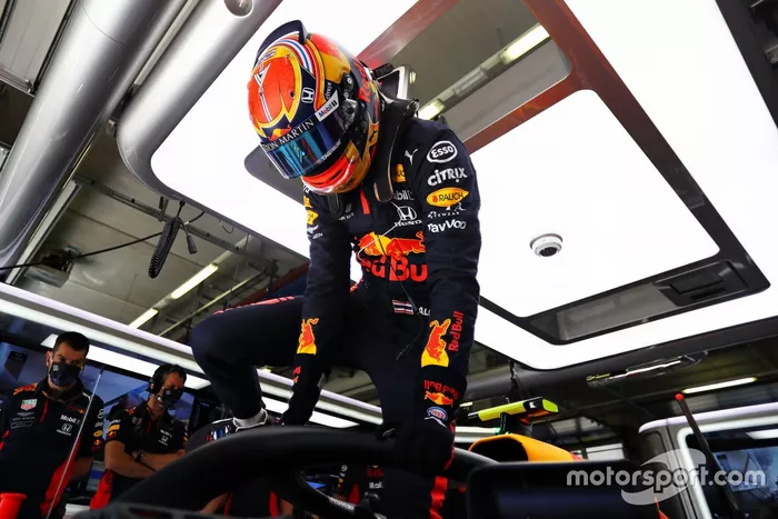 Alex Albon, Red Bull Racing