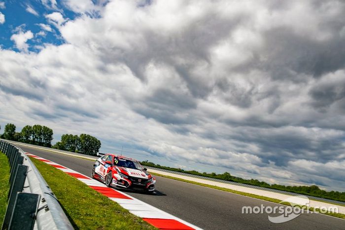 Attila Tassi, KCMG Honda Civic Type R TCR