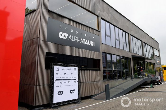 Motorhome de AlphaTauri