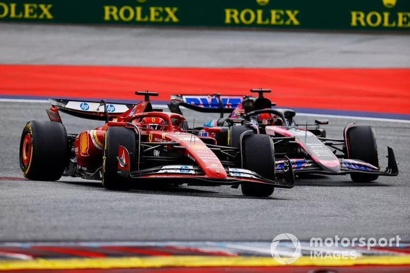 Charles Leclerc, Ferrari SF-24, Esteban Ocon, Alpine A524