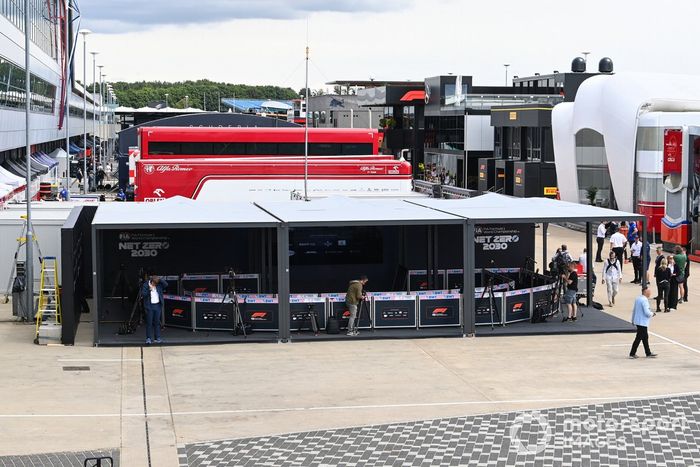 Zona de medios en construcción