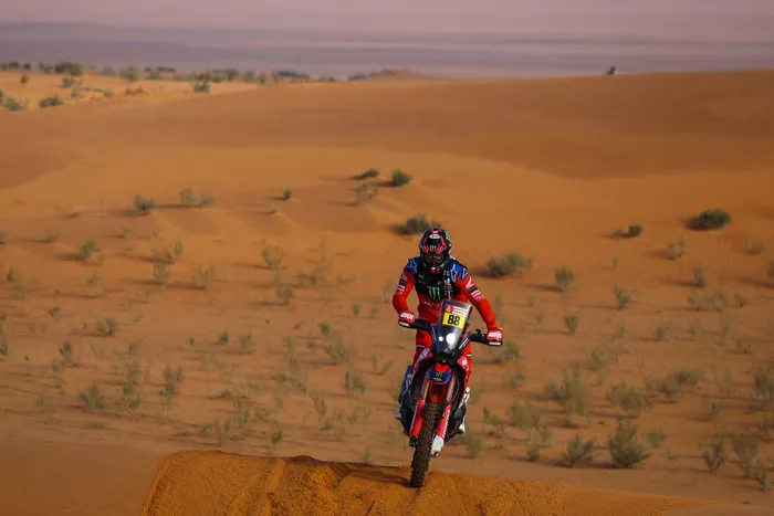 #88 Monster Energy Honda Team 2022: Joan Barreda Bort