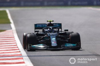 Bottas opent Mexicaanse GP als snelste man, Verstappen derde